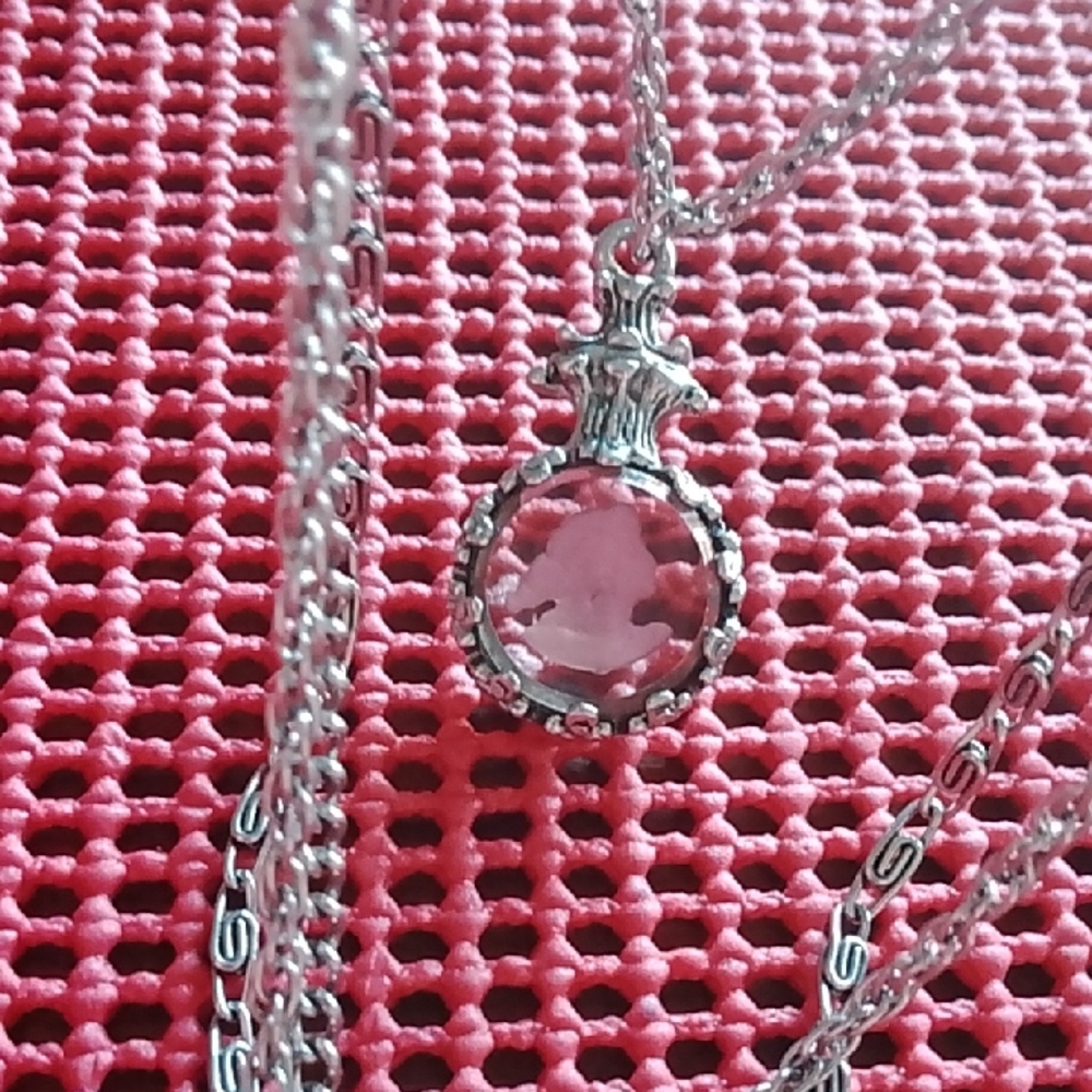 Goldette Signed Carved Glass Necklace